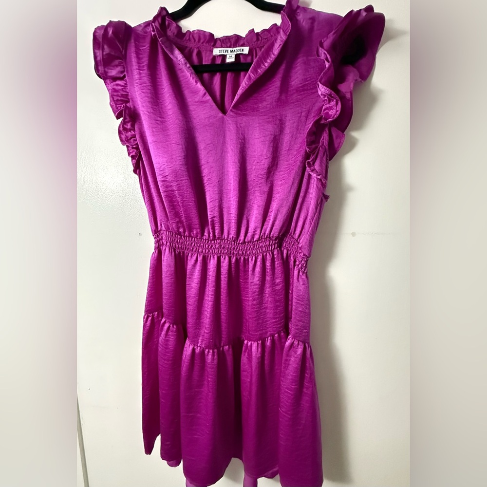 Steve Madden Ladies Fuchsia Ruffle Sleeve Dress